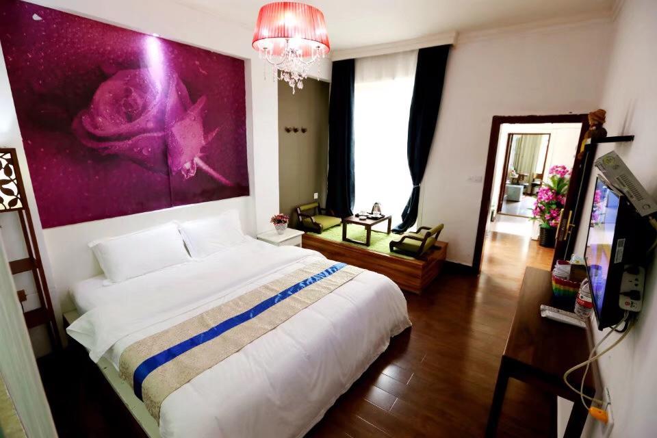 Fenghuang Little Bear Family Guest House Ngoại thất bức ảnh